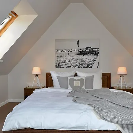 Tatil Evi Doppelhaushaelfte Diek Twilling 2 Brösum