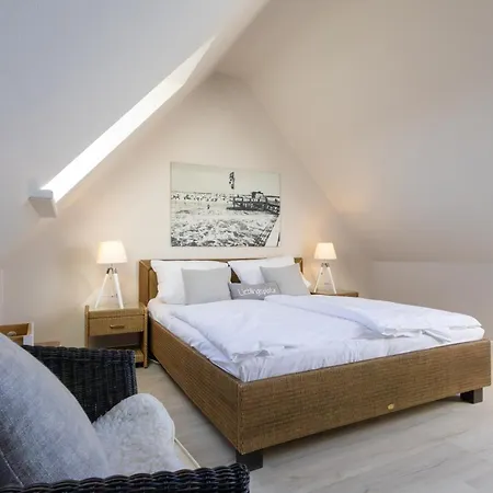 Doppelhaushaelfte Diek Twilling 2 Holiday home *
