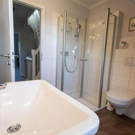 Holiday home Doppelhaushaelfte Diek Twilling 2 *